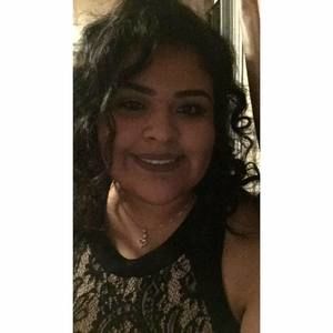 Meet your Posher, Elia